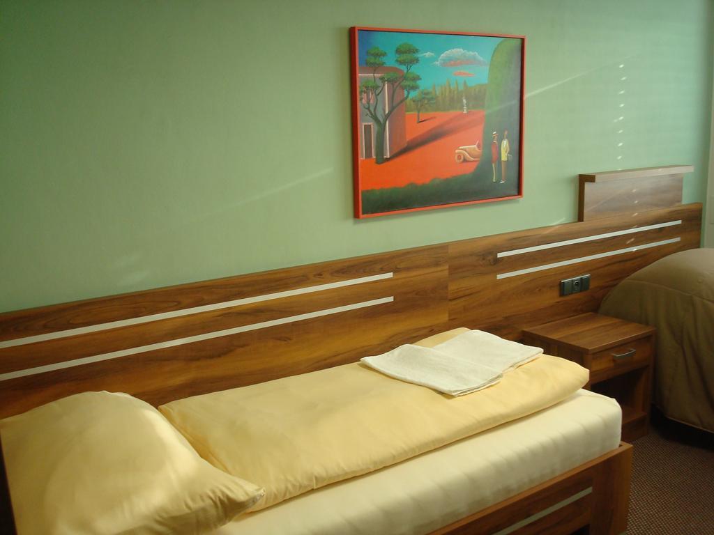 Hotel Panon Hodonín Zewnętrze zdjęcie